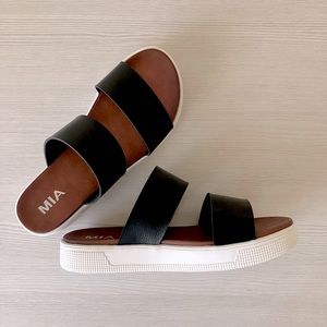 MIA Saige Platform Sandal Black New 8